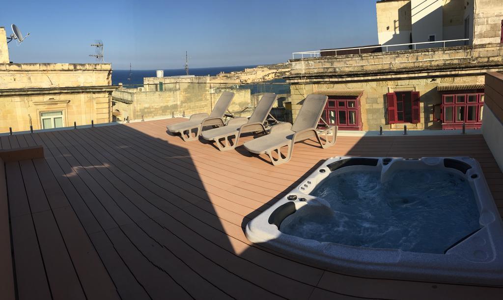 Valletta Luxe 3-Bedroom Duplex Penthouse With Sea View Terrace And Jacuzzi Экстерьер фото
