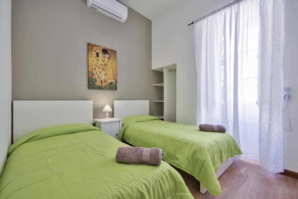 Valletta Luxe 3-Bedroom Duplex Penthouse With Sea View Terrace And Jacuzzi Экстерьер фото